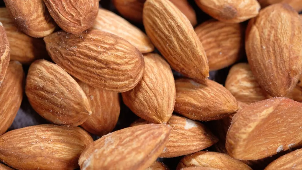 Idratarsi con gusto: le mandorle