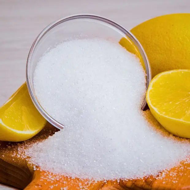 1. Anticalcare a base di acido citrico, la ricetta per un pulito sostenibile