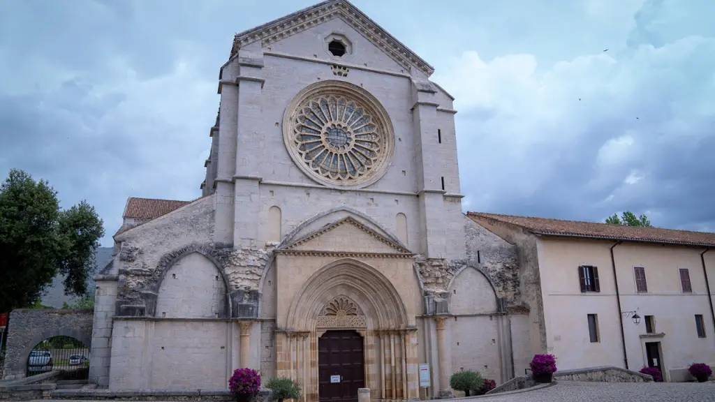 Alla scoperta dei chiacchietegli: Abbazia di Fossanova
