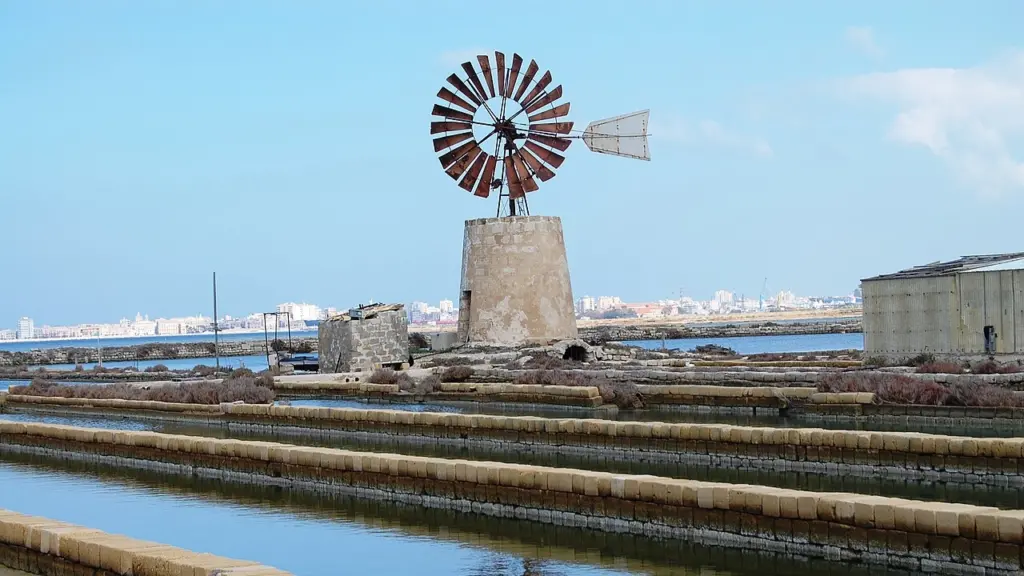 Aglio rosso di Nubia: Il mulino alle Saline di Trapani