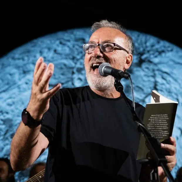 In Basilicata, con “La Luna e i calanchi”: quando l’arte adotta il paesaggio