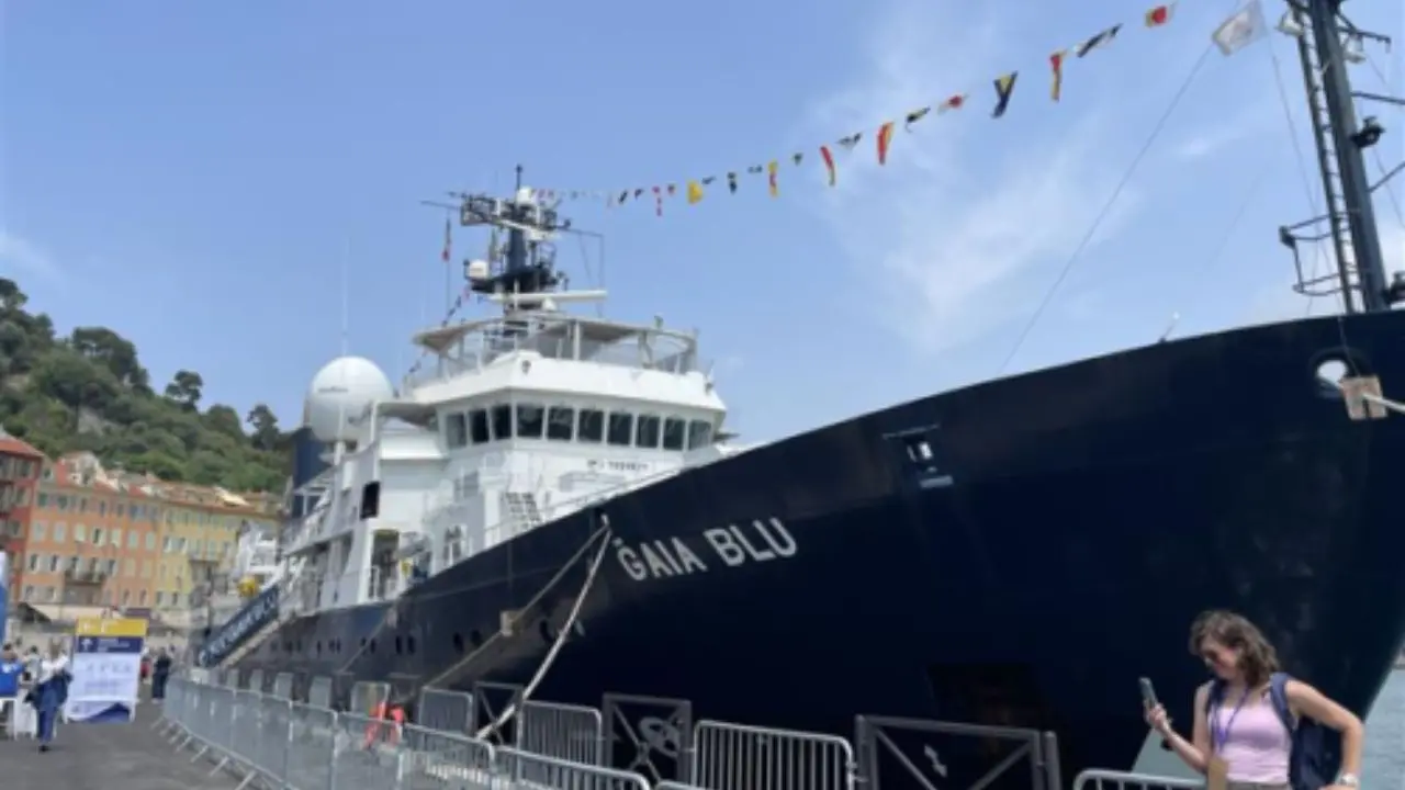 Gaia Blu al porto di Nizza