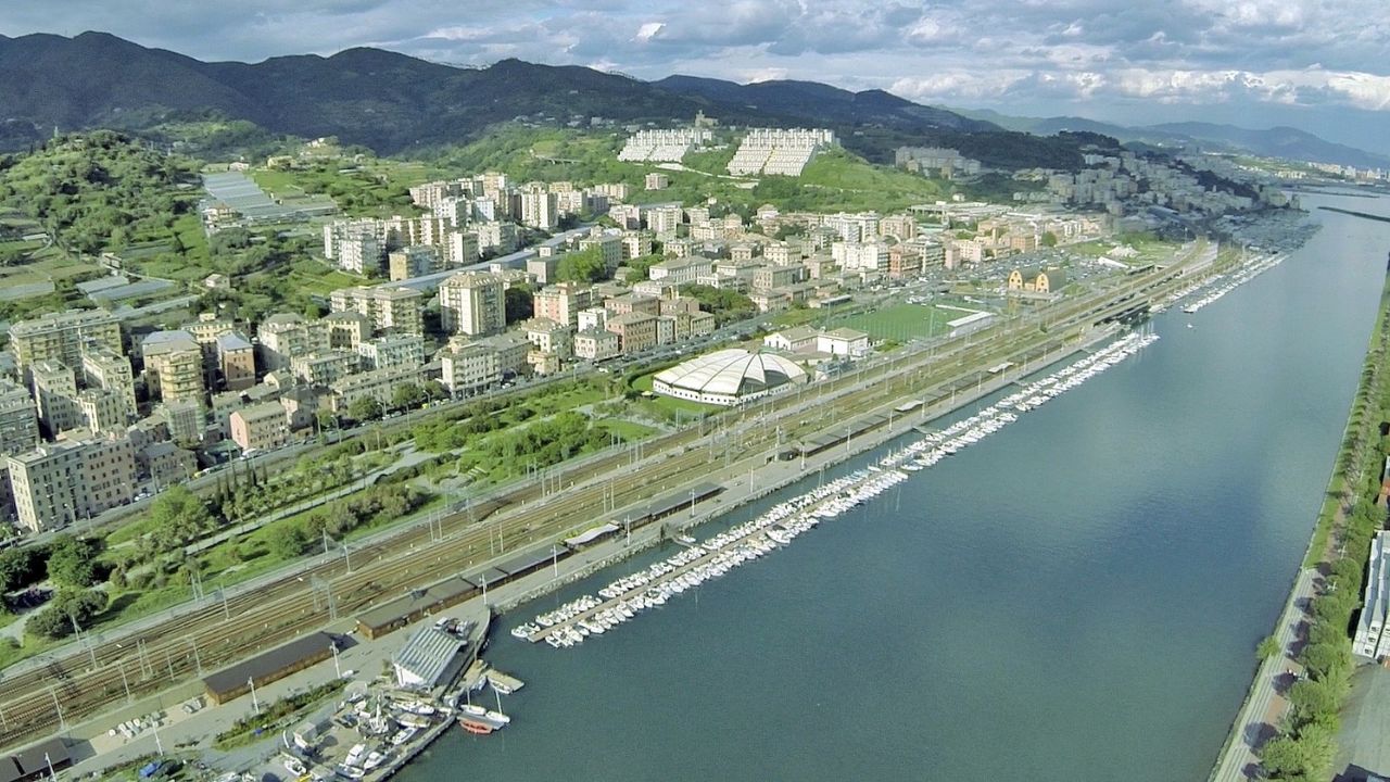 Le terre del basilico Il paesaggio di Genova Pra', culla del basilico (Foto: Consorzio di tutela del basilico genovese Dop)