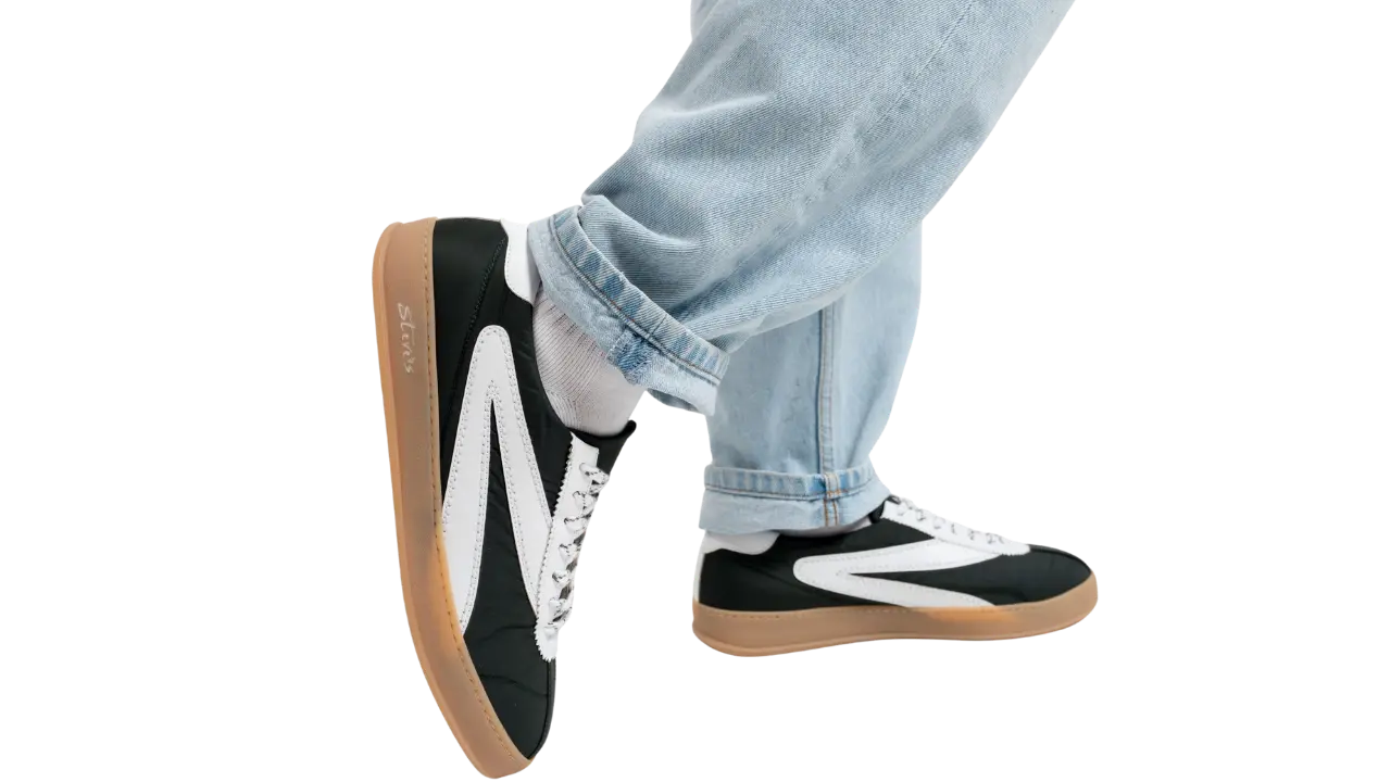 Leggera come una sneaker: le scarpe Steve's legacy