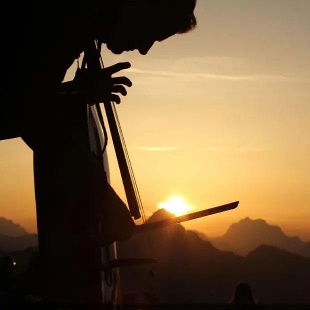 Quando l’arte abbraccia la terra. Dieci festival per un’estate di rinascita