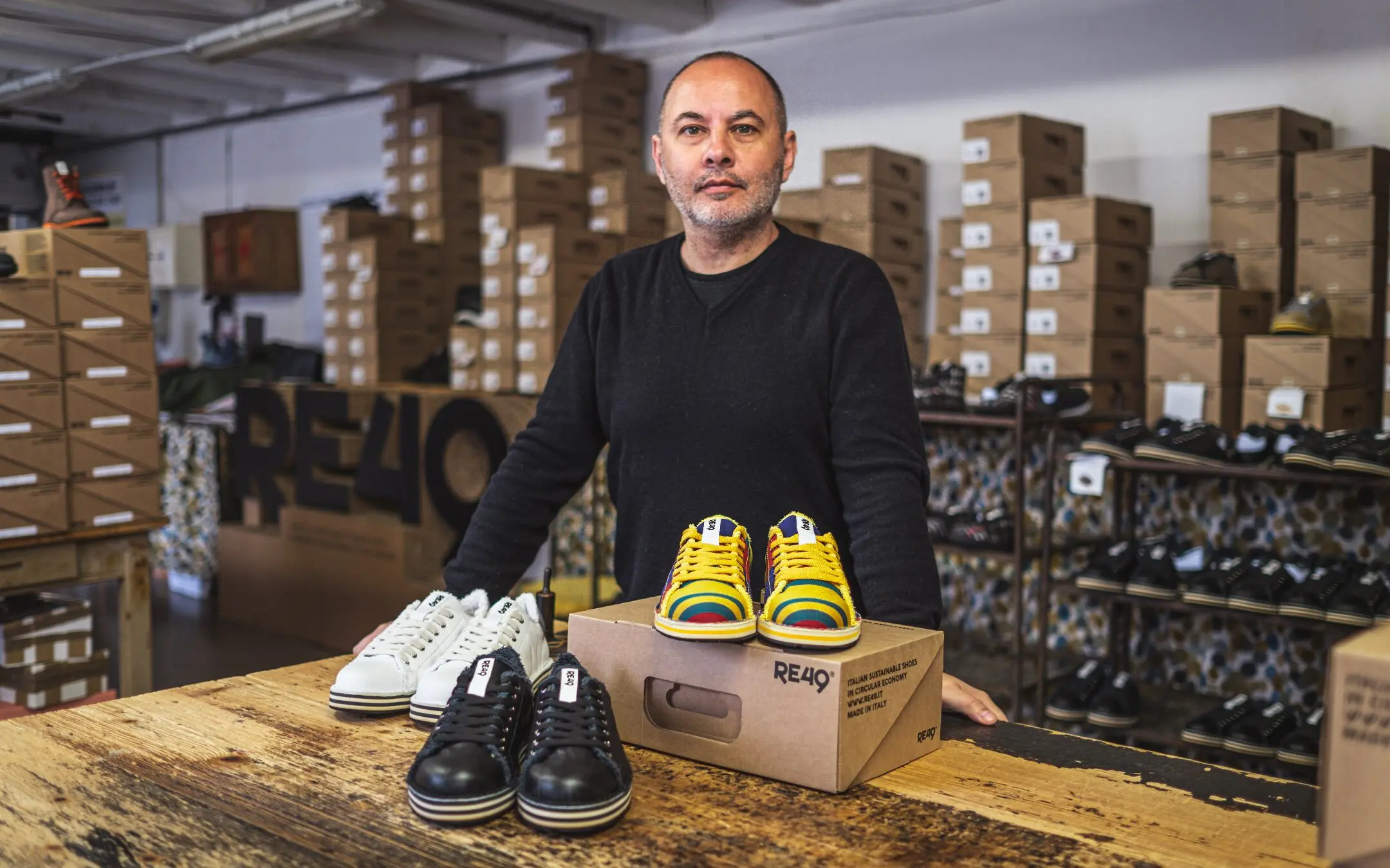 Leggera come una sneaker: Nicola Masolini con le calzature che produce