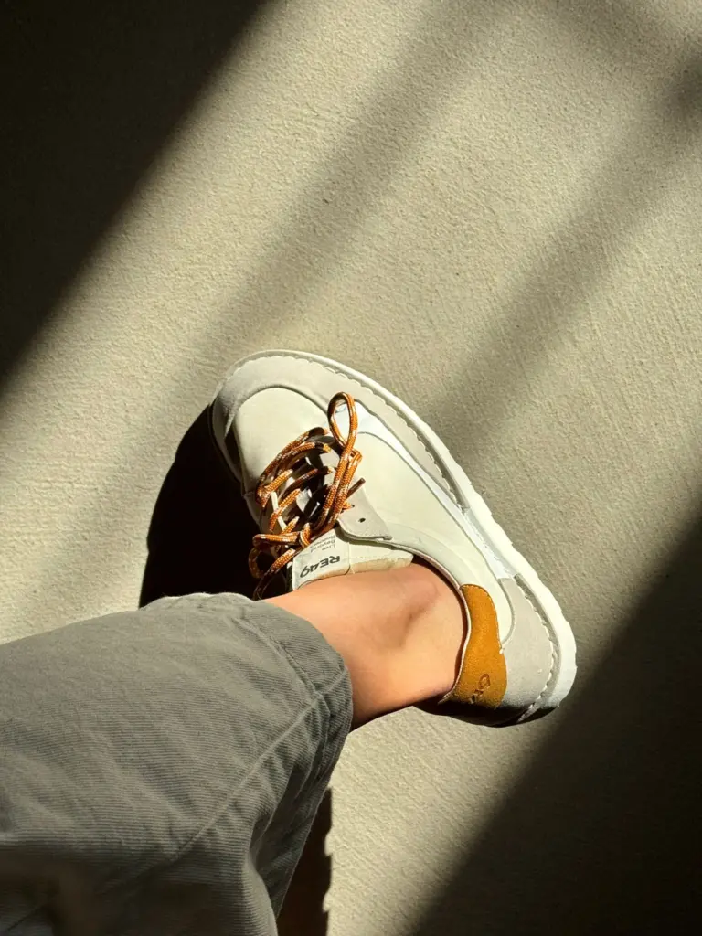 Leggera come una sneaker: o modelli di Re49